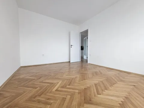 Sale, three bedroom apartment, 64m², Bulevar Oslobodjenja, Novi Sad Sve Podlokacije - image 7