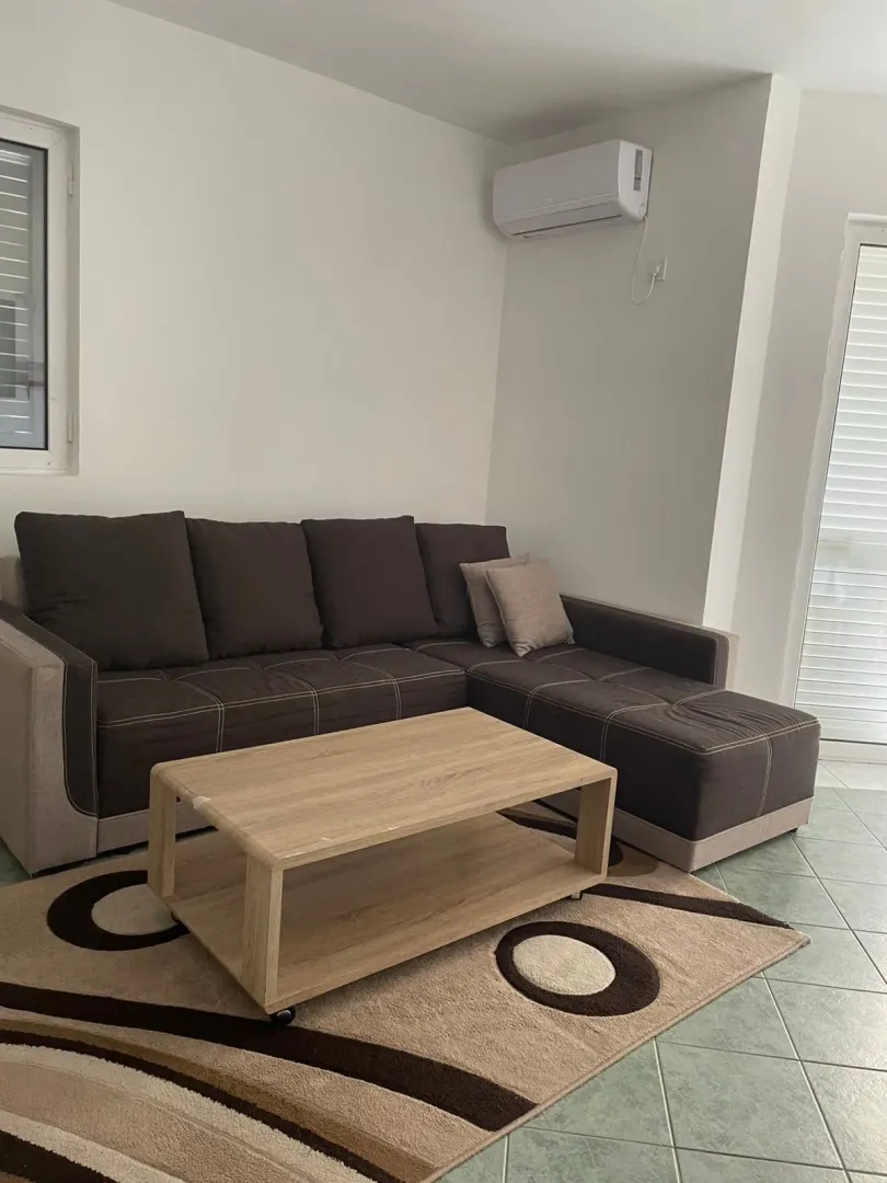 Rent, one bedroom apartment, 37m², Podkošljun, Budva
