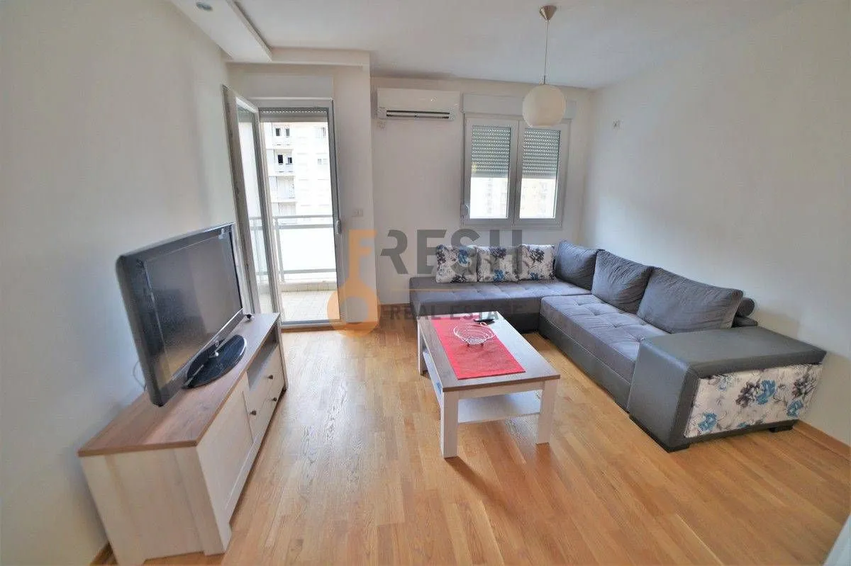 Rent, one bedroom apartment, 41m², City Kvart, Podgorica