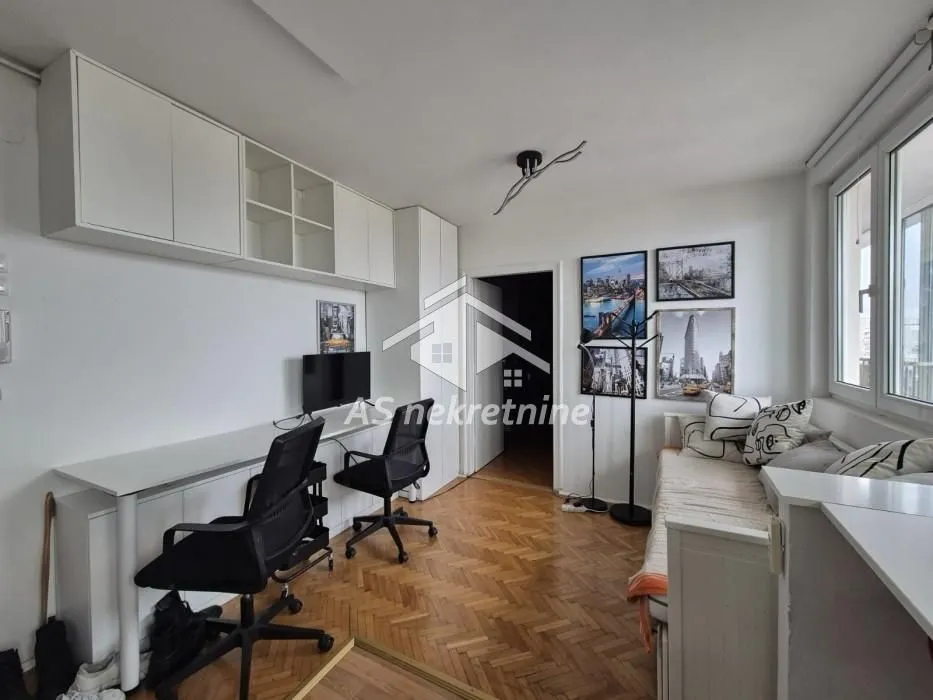 Izdavanje, dvosoban stan, 45m², Stari Grad, Beograd