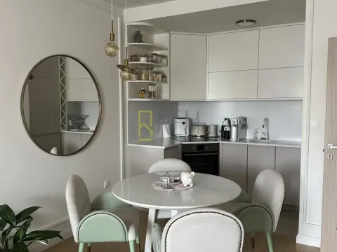 Prodaja, jednosoban stan, 47m², City Kvart, Podgorica - image 6