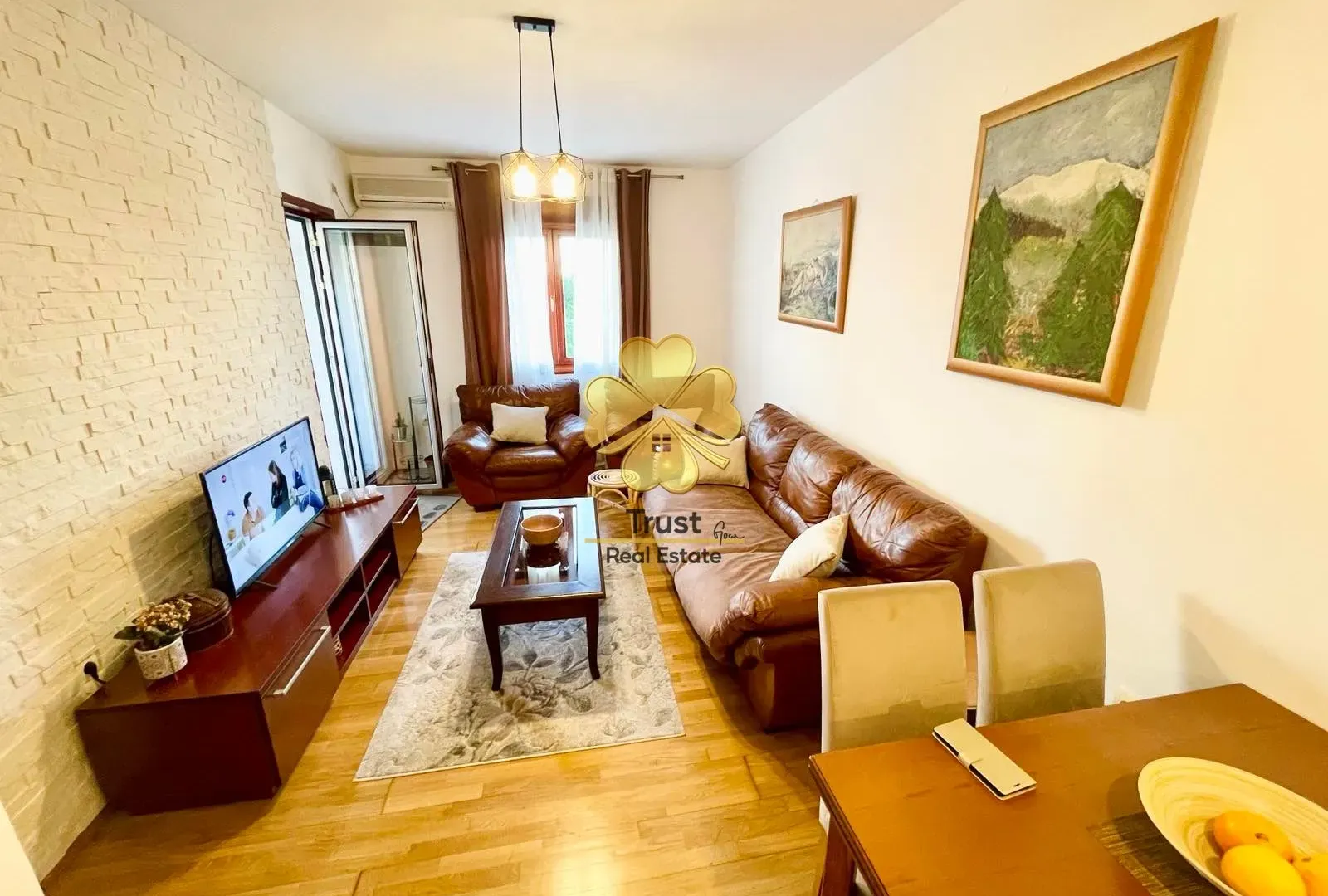 Izdavanje, jednosoban stan, 40m², Pobrežje, Podgorica