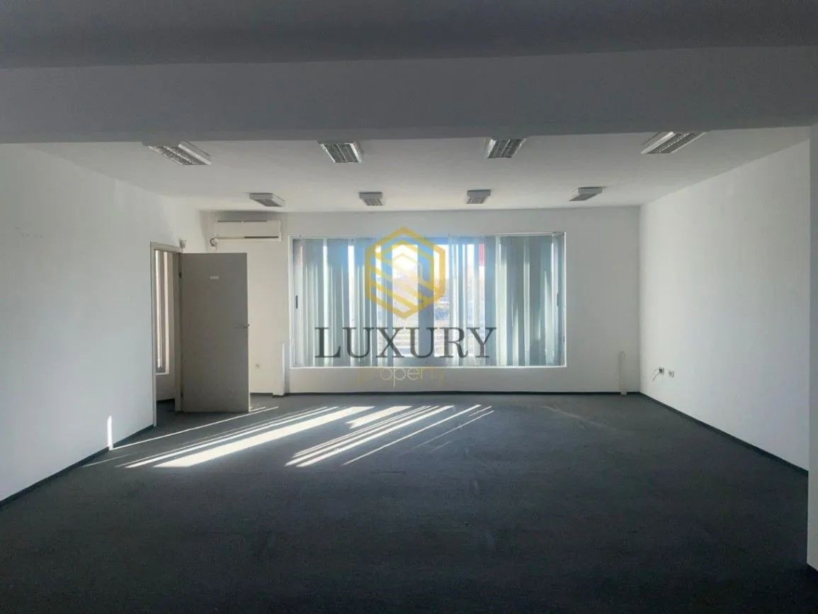 Rent, office space, 160m², Kod Big Fashion-a, Podgorica