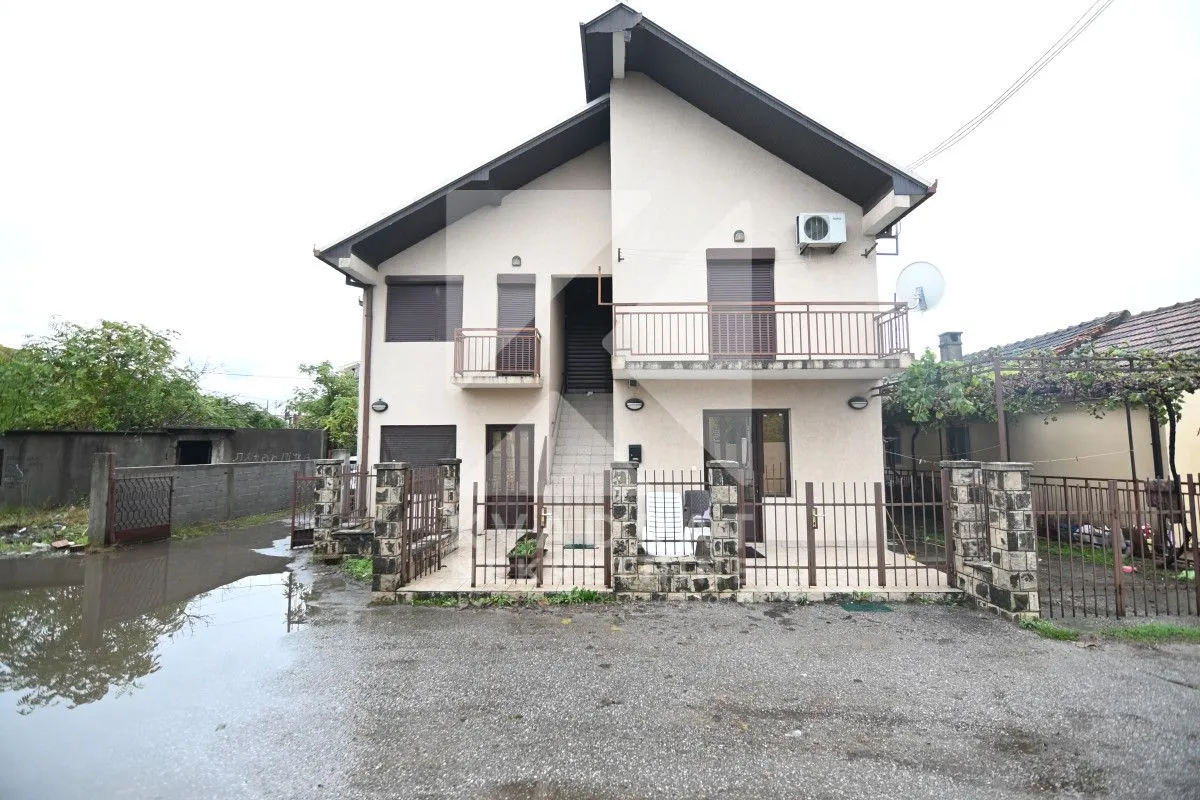Prodaja, kuća, 240m², Zabjelo, Podgorica