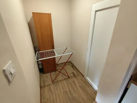 Izdavanje, jednosoban stan, 45m², Tološi, Podgorica - image 8