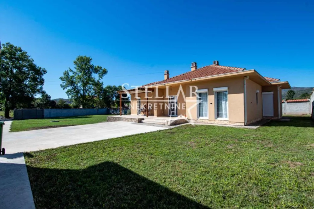 Rent, house, 170m², Jastreb, Danilovgrad