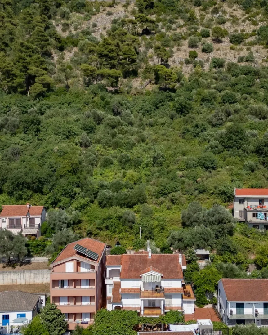 Prodaja, plac, 900m², Podkošljun, Budva