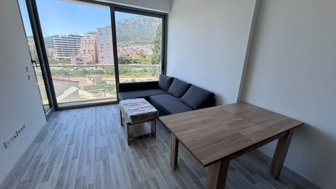 Sale, one bedroom apartment, 44m², Centar, Bar