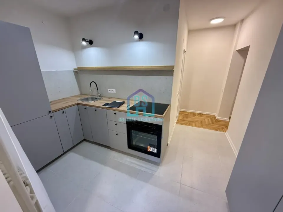 Prodaja, jednosoban stan, 40m², Detelinara, Novi Sad Sve Podlokacije