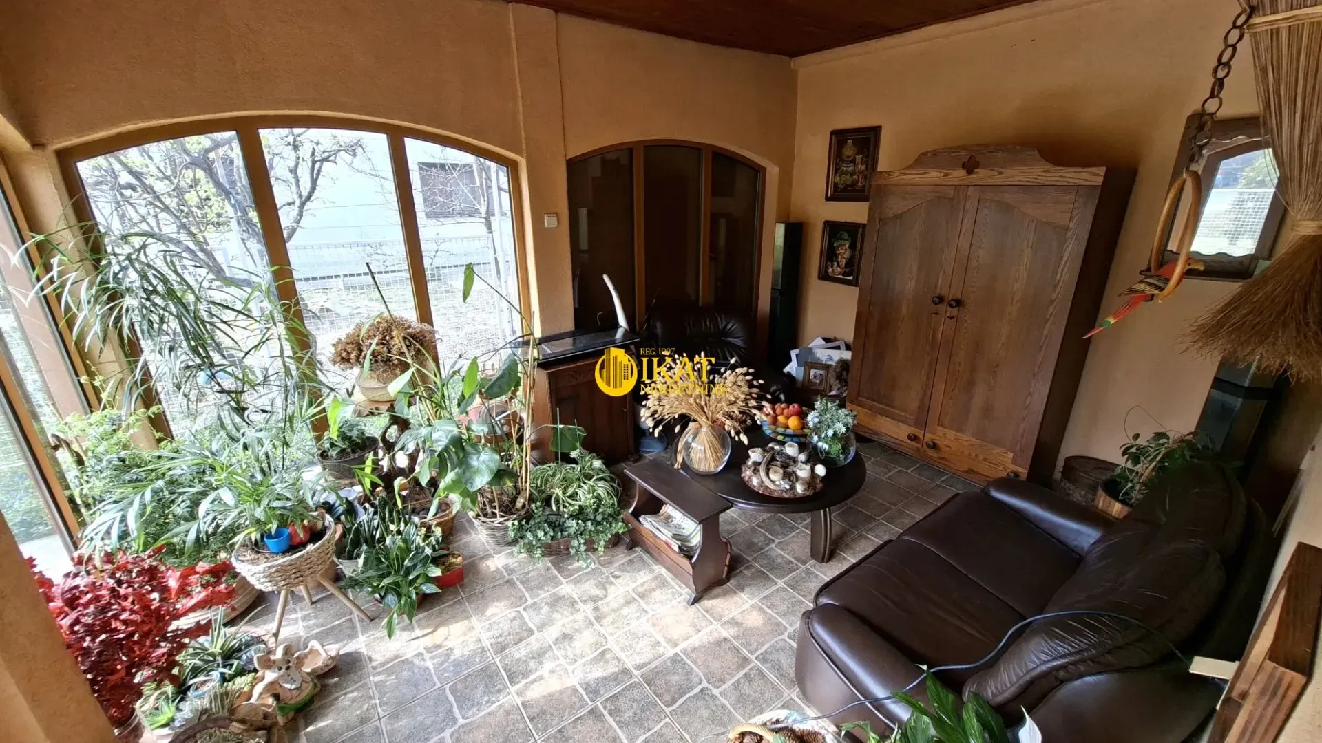 Prodaja, kuća, 265m², Borča 1, Borča Sve Podlokacije