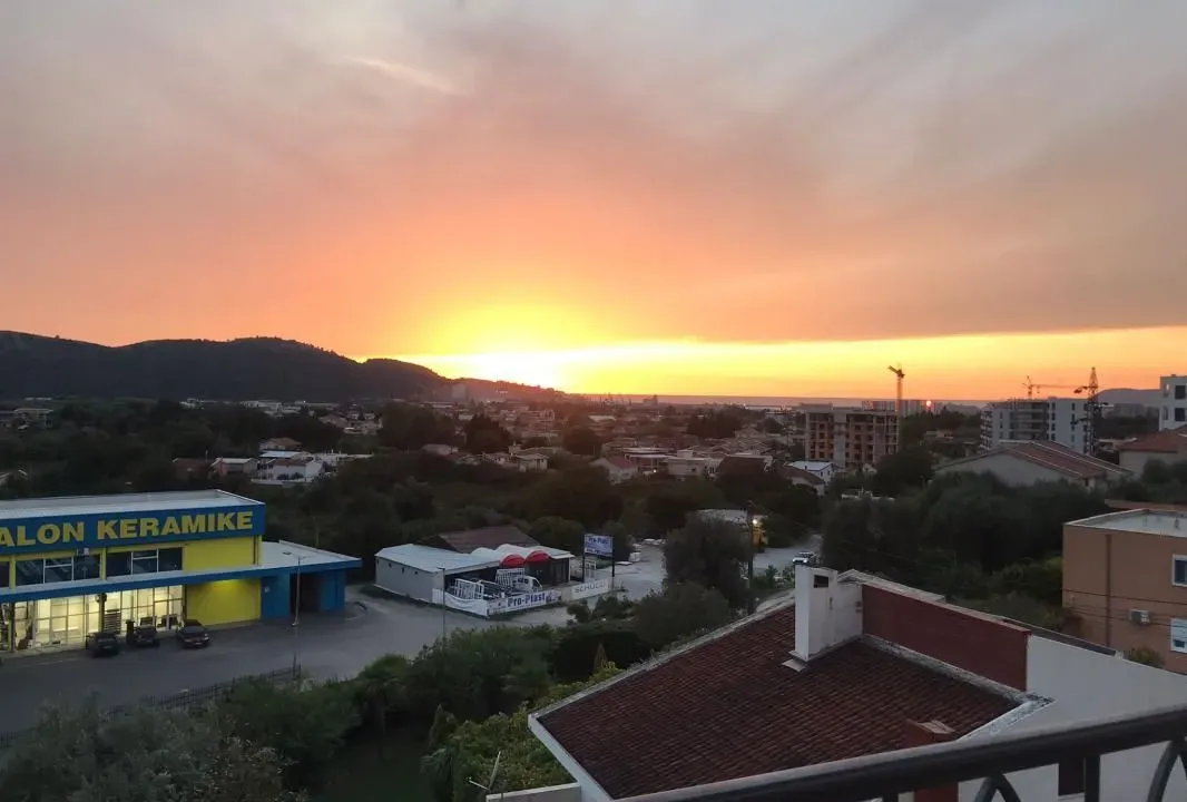 Rent, two bedroom apartment, 70m², Čeluga, Bar