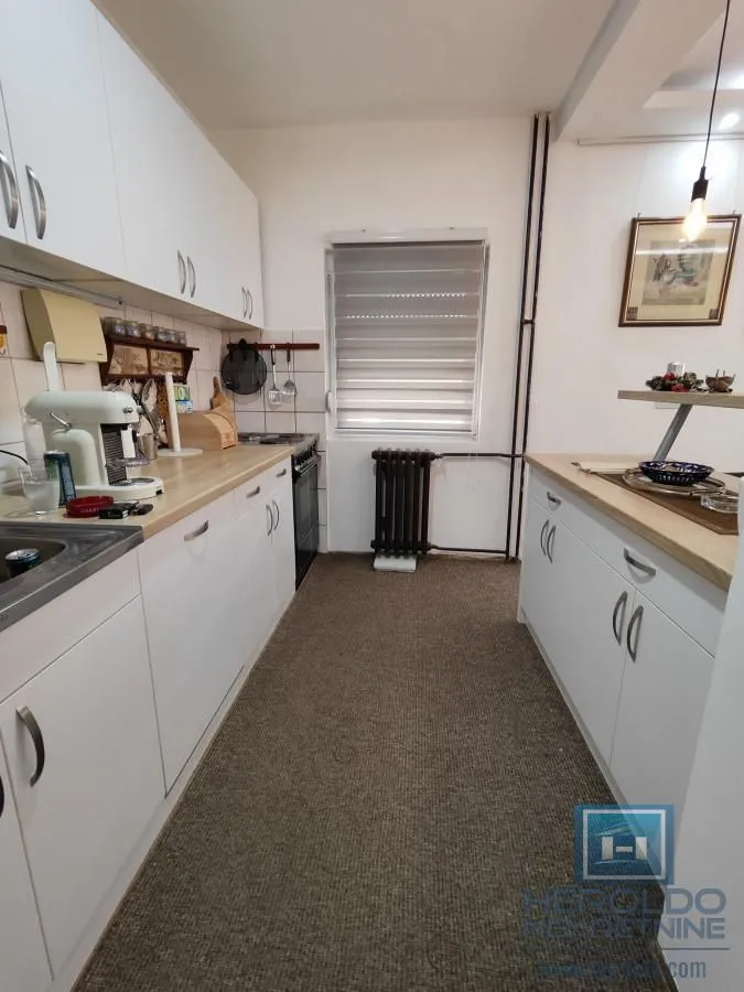 Prodaja, dvosoban stan, 67m², Sarina Medja, Jagodina