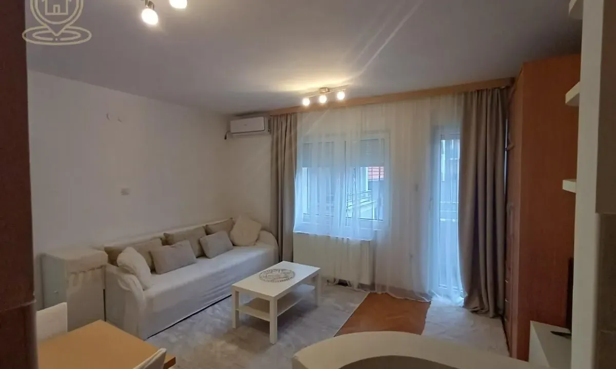 Rent, studio apartment, 25m², Centar, Novi Sad