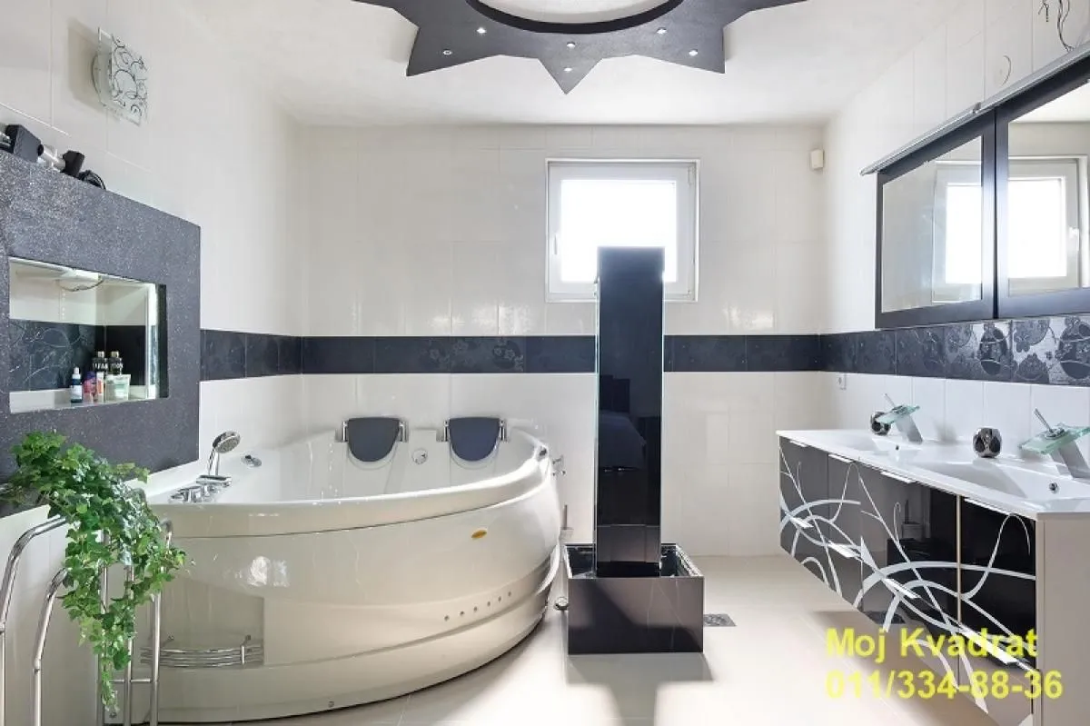 Sale, house, 340m², Zemun Sve Podlokacije, Beograd