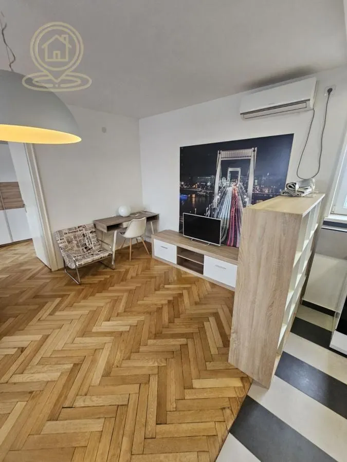 Prodaja, dvosoban stan, 48m², Stari grad, Novi Sad