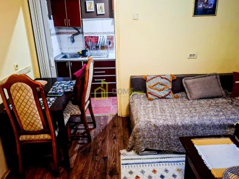 Rent, one bedroom apartment, 50m², Centar, Podgorica - image 9