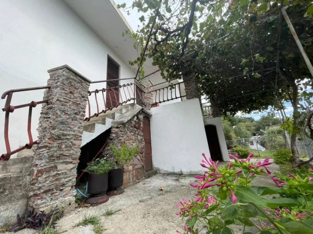 Prodaja, kuća, 83m², Sutomore, Bar