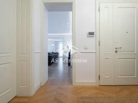 Izdavanje, četvorosoban stan, 115m², Stari Grad, Beograd - image 16