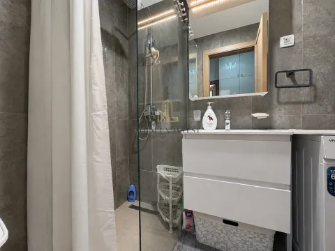 Rent, one bedroom apartment, 52m², Master Kvart, Podgorica - image 11