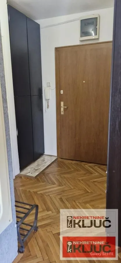 Izdavanje, dvosoban stan, 47m², Socijalno, Novi Sad Sve Podlokacije