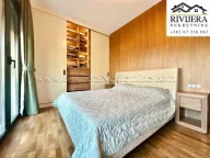 Sale, three bedroom apartment, 160m², Dobrota, Kotor - image 11