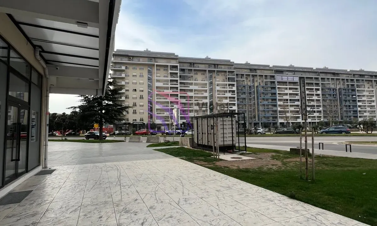 Izdavanje, poslovni prostor, 104m², Central Point, Podgorica