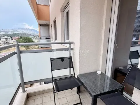 Rent, one bedroom apartment, 44m², City Kej, Podgorica - image 12