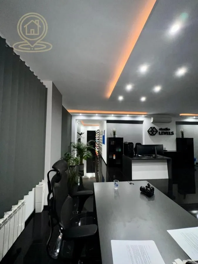 Sale, office space, 284m², Šumice, Beograd