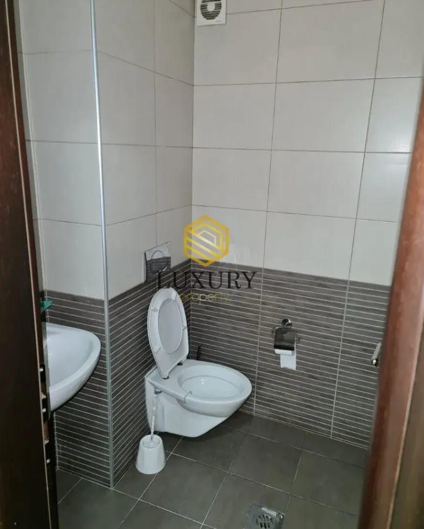 Rent, office space, 80m², Preko Morače, Podgorica