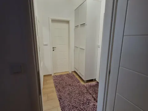 Rent, one bedroom apartment, 45m², Drač, Podgorica - image 8