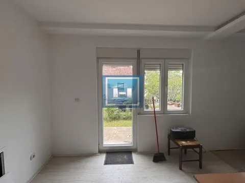 Sale, house, 89m², Centar, Jagodina - image 11