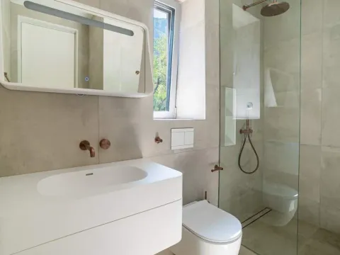 Prodaja, kuća, 231m², Blizikuće, Budva - image 15