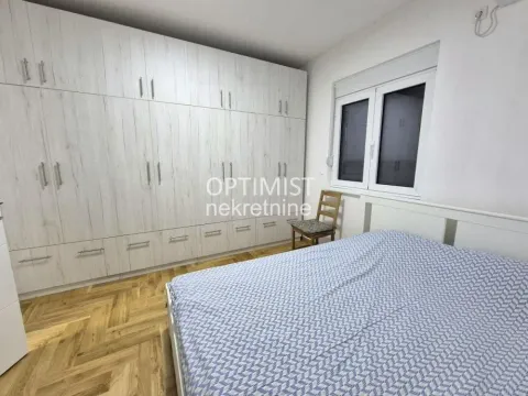 Izdavanje, trosoban stan, 73m², Neimar, Vračar Sve Podlokacije - image 10