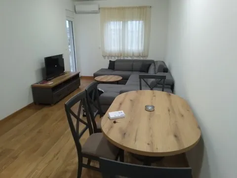 Izdavanje, stan, 44m², City Kvart, Podgorica - image 4