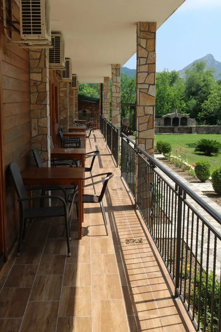Prodaja, ugostiteljski objekat, 767m², Buljarica, Budva