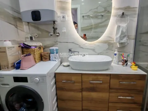 Izdavanje, trosoban stan, 65m², Višnjička Banja, Palilula Sve Podlokacije - image 17