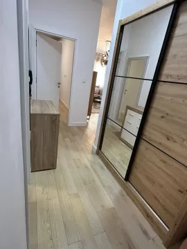 Izdavanje, jednosoban stan, 65m², Soho City, Bar - image 2