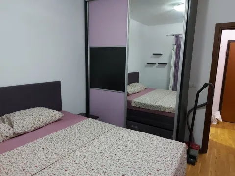Izdavanje, jednosoban stan, 55m², City Kvart, Podgorica - image 6