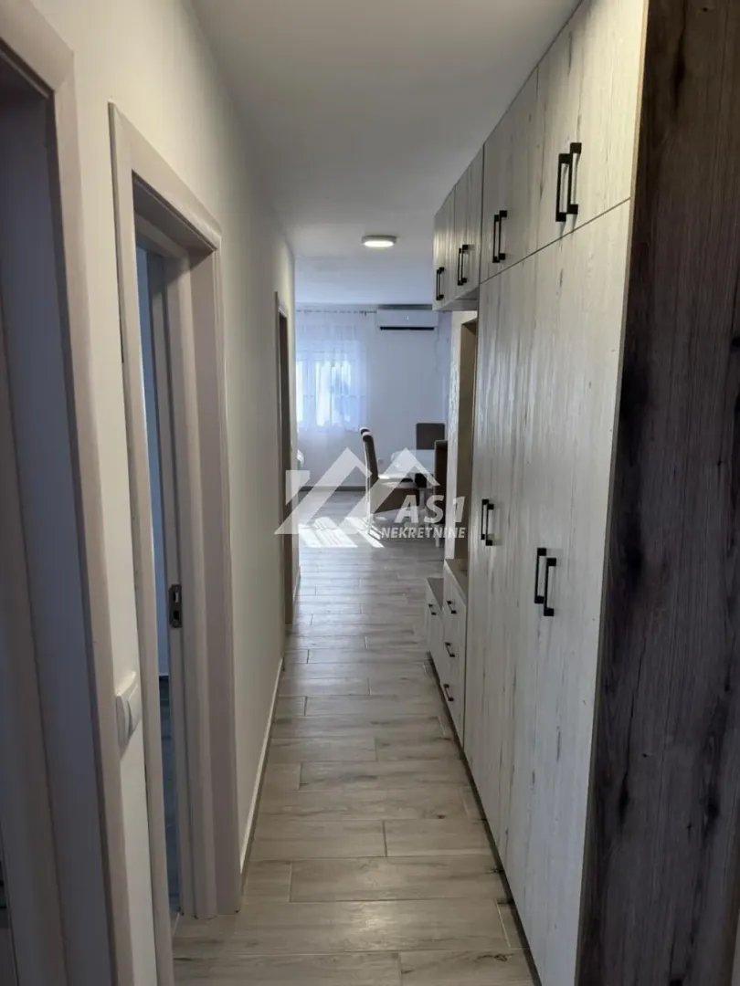 Izdavanje, četvorosoban stan, 91m², Telep, Novi Sad Sve Podlokacije