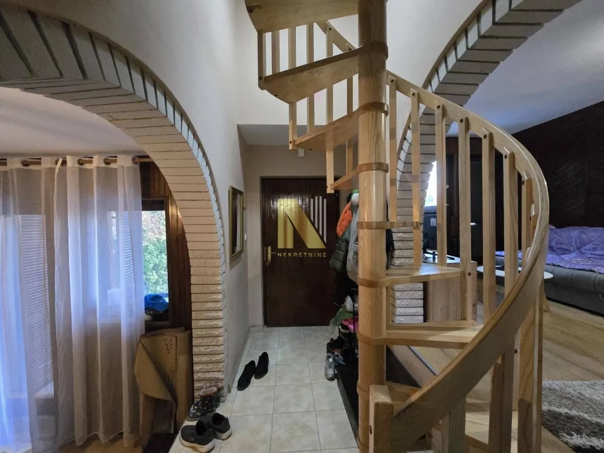 Sale, house, 96m², Beočin, Srbija