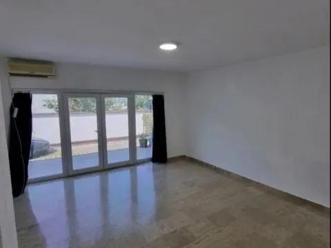 Rent, three bedroom apartment, 68m², Centar, Novi Sad - image 12