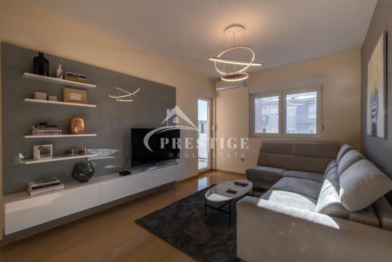 Izdavanje, jednosoban stan, 48m², City Kvart, Podgorica