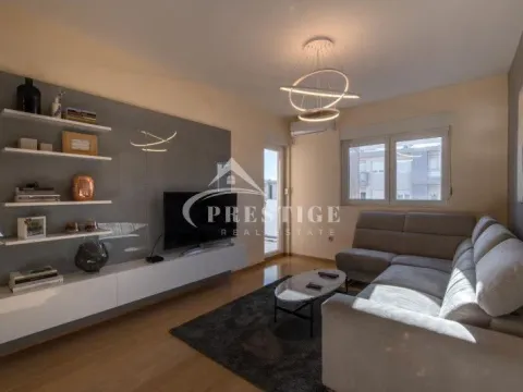 Izdavanje, jednosoban stan, 48m², City Kvart, Podgorica