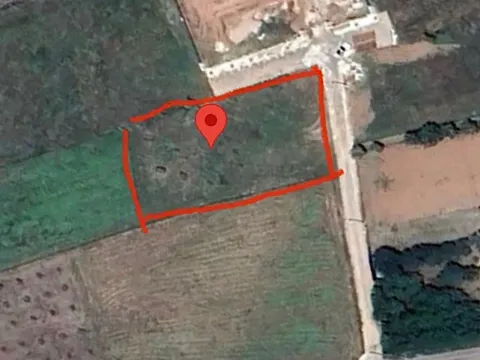 Zemljište in Donji Kokoti