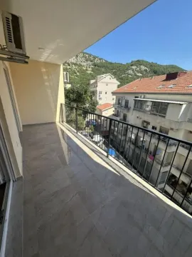 Prodaja, jednosoban stan, 49m², Lazi, Budva - image 4