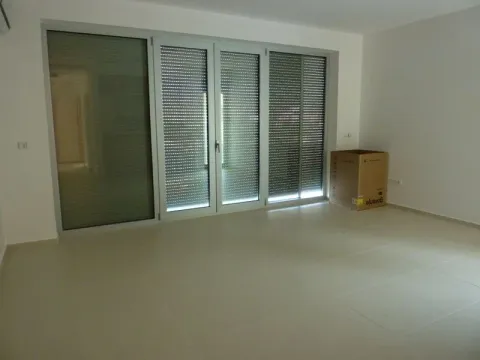 Prodaja, stan, 74m², Pržno, Budva - image 4