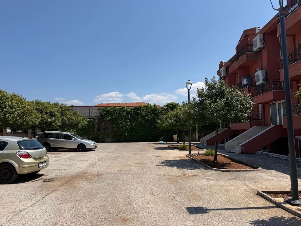 Rent, one bedroom apartment, 38m², Krivi Most, Podgorica