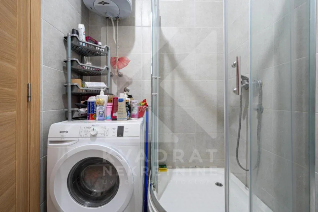 Prodaja, jednosoban stan, 45m², Stari Aerodrom, Podgorica
