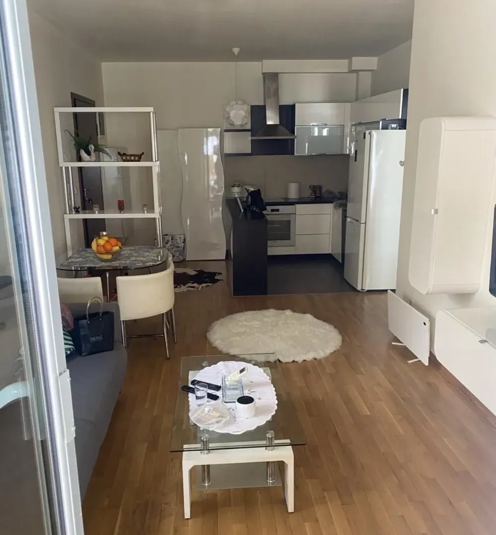 Izdavanje, jednosoban stan, 42m², Bulbulder, Zvezdara Sve Podlokacije