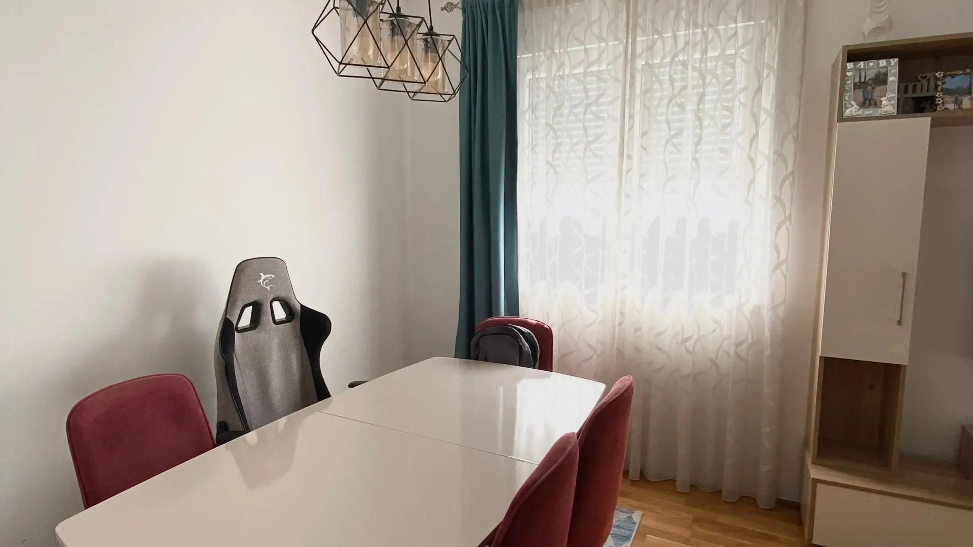 Prodaja, dvosoban stan, 61m², Blok 9, Podgorica